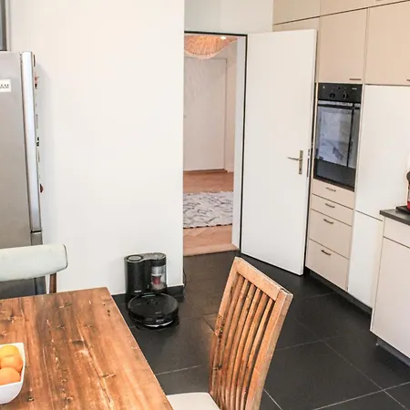 Enge Station - Private Jura *